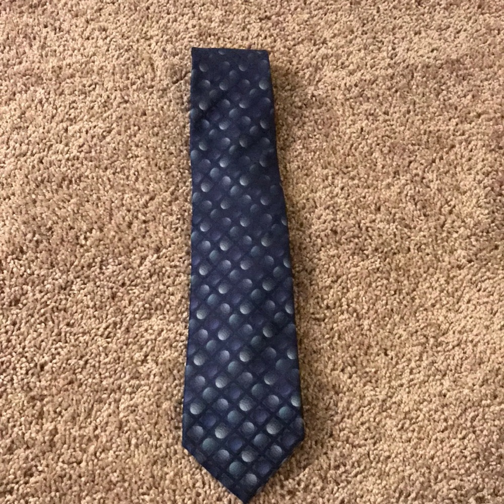 Van Heusen tie